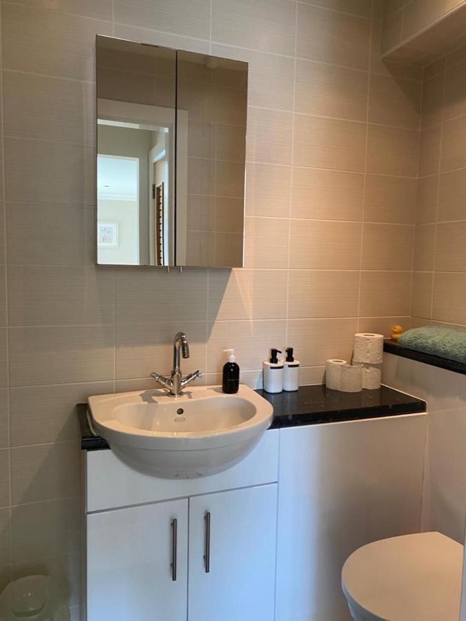 Cosy 3 Bedroom Apartment In Central Portrush With Sea Views المظهر الخارجي الصورة